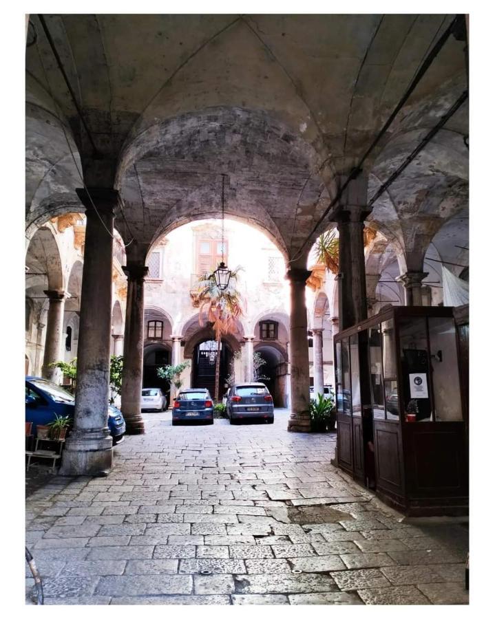 פלרמו Palazzo Cuto Central Flat מראה חיצוני תמונה