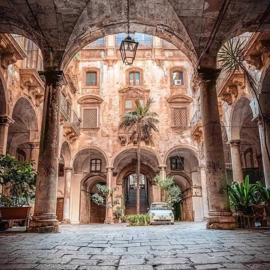 פלרמו Palazzo Cuto Central Flat מראה חיצוני תמונה