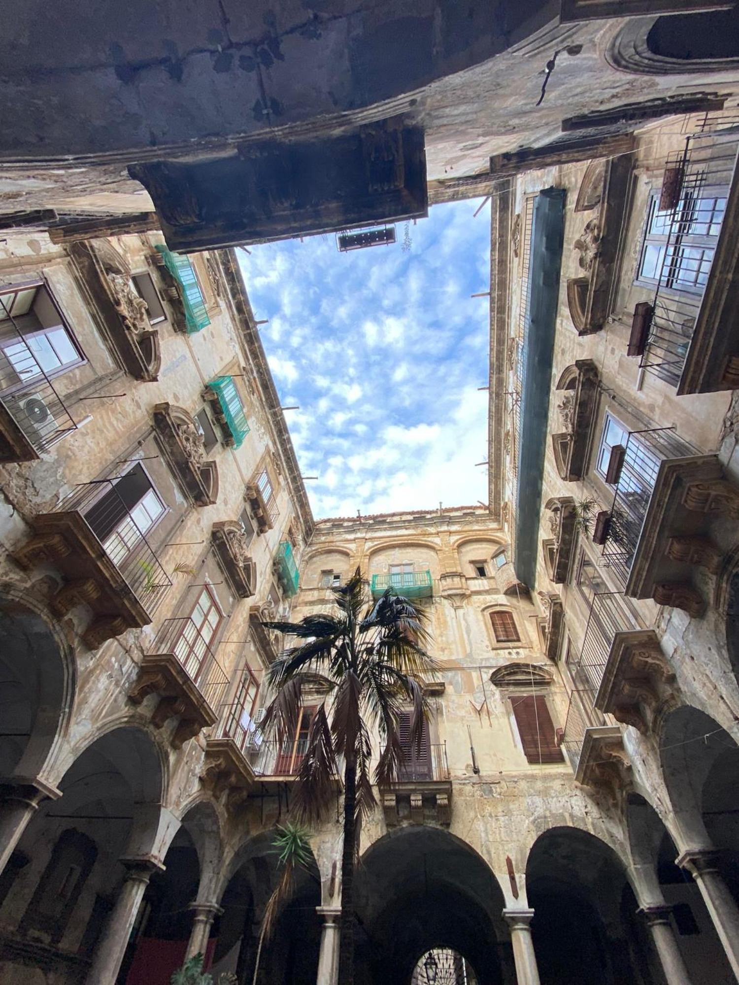 פלרמו Palazzo Cuto Central Flat מראה חיצוני תמונה